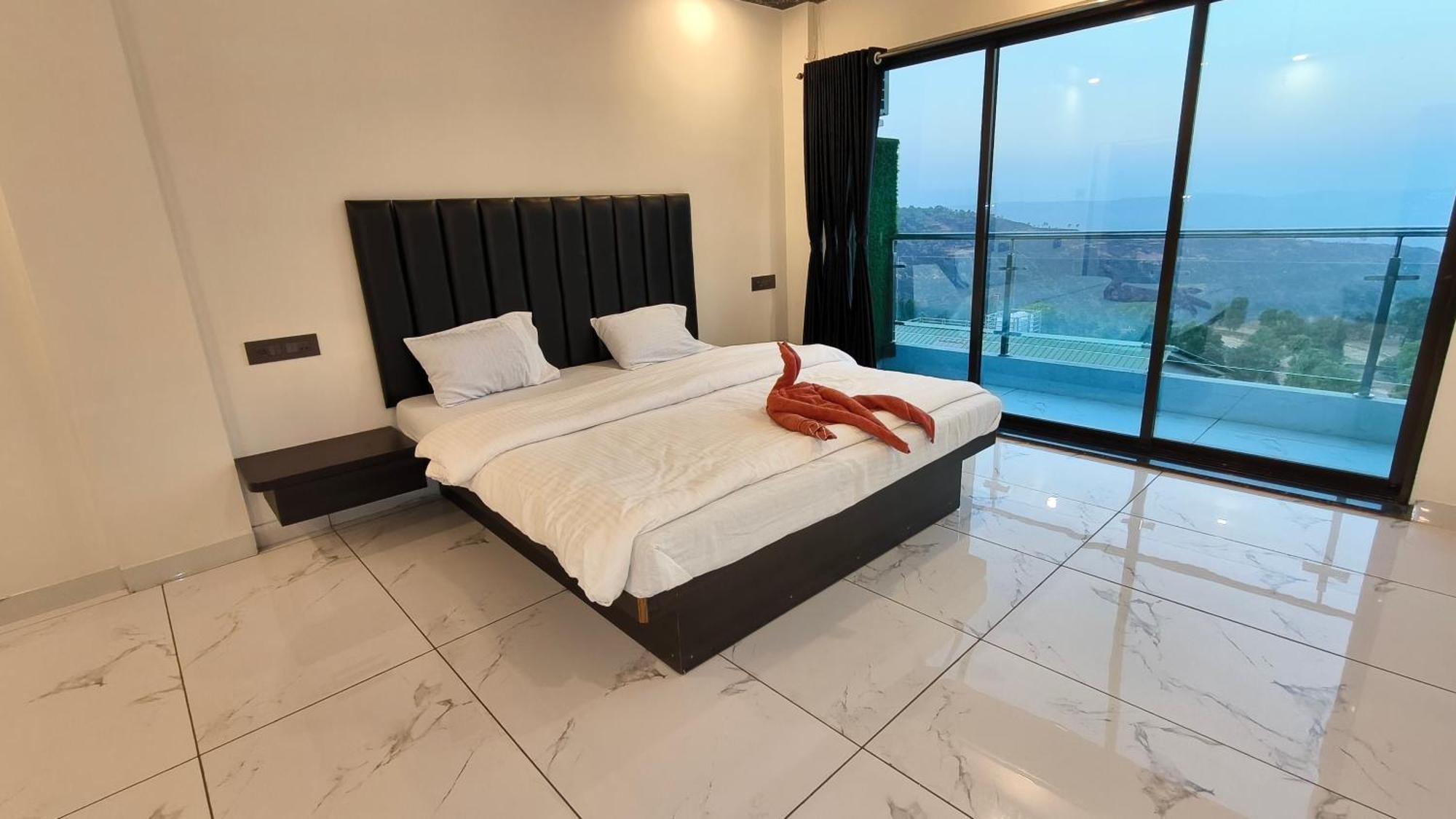 The Grange Lake View Panchgani Δωμάτιο φωτογραφία